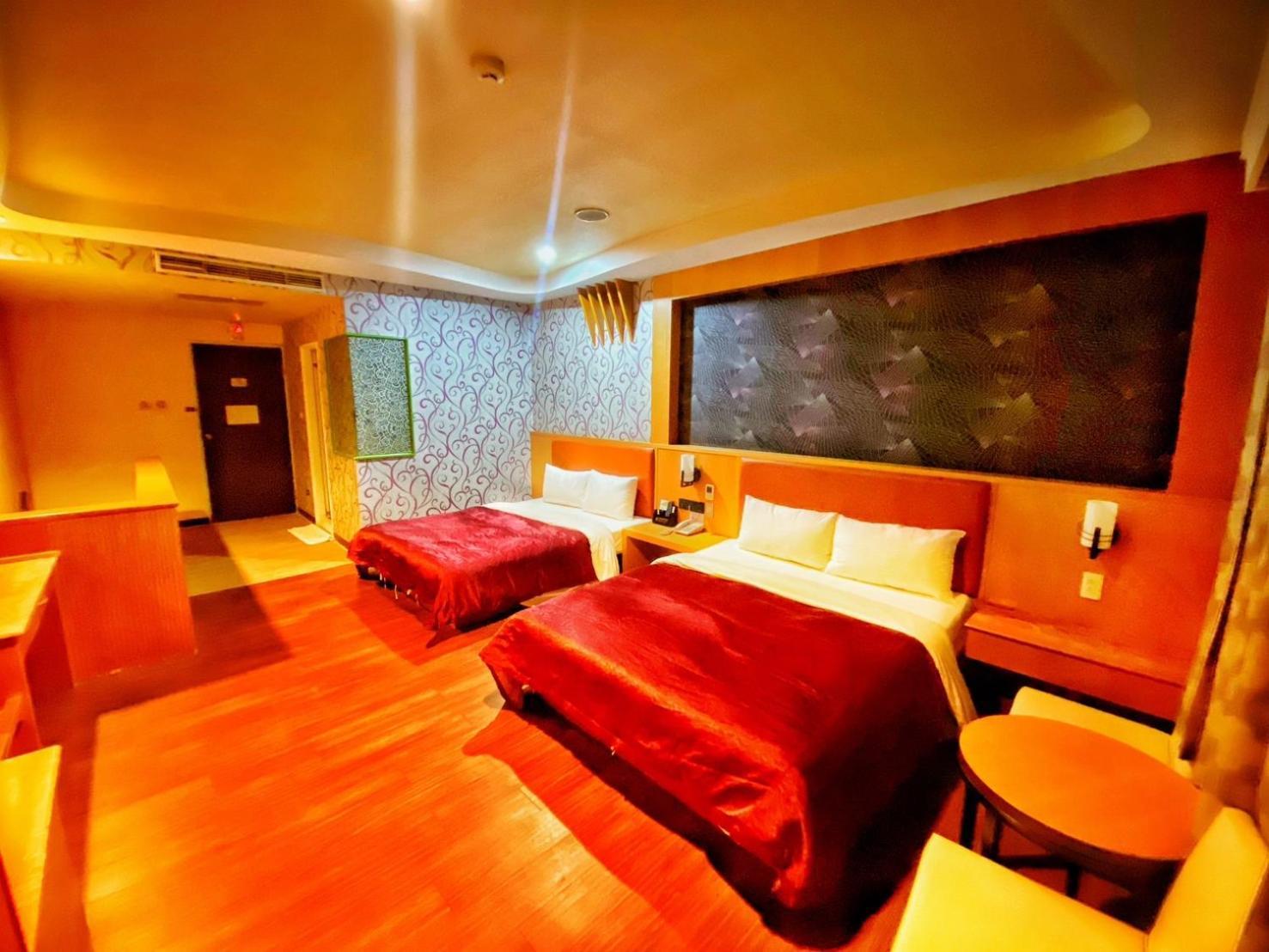 Hua Xiang Motel - Nanzih Kaohsiung Exterior photo